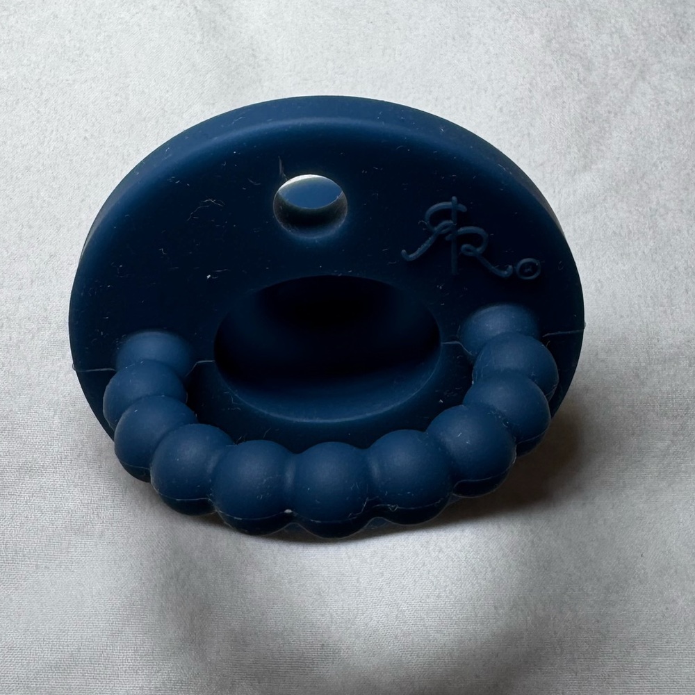 Ryan & Rose Captain Flat Pacifier Teether - Picture 3 of 5